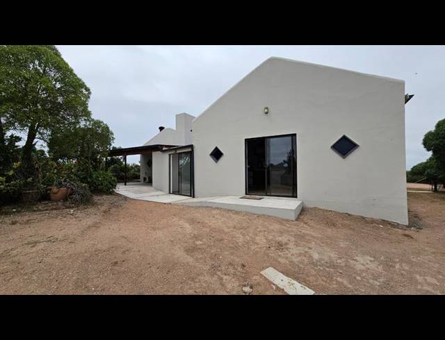 FARM FOR SALE IN BRITANNICA HEIGHTS